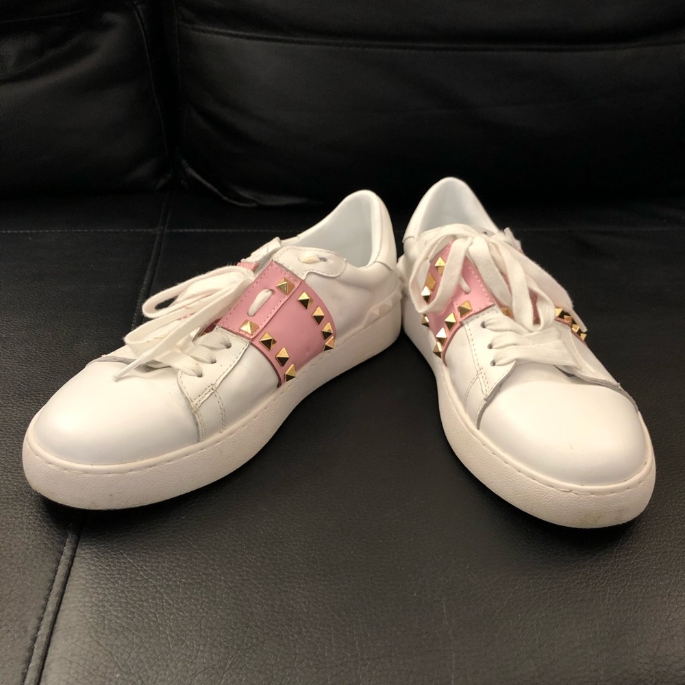 NEW VALENTINO ROCKSTUD SNEAKERS